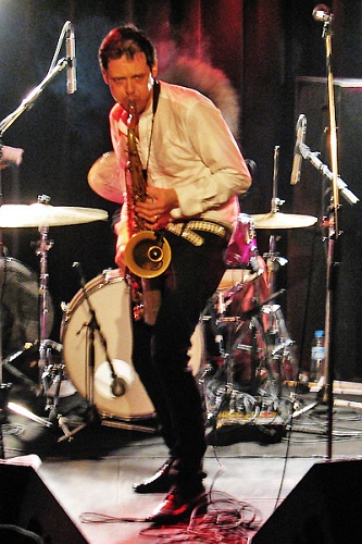 Pete Wareham au saxophone